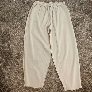 Women’s Beige Dress Pants sz XL NWOT